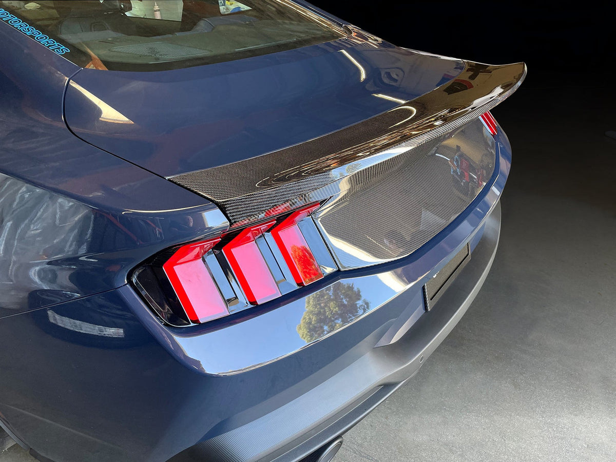 Anderson Composites Carbon Fiber Integrated Decklid Spoiler Module (2024-2025 Mustang) AC-RSM24FDMU-SA