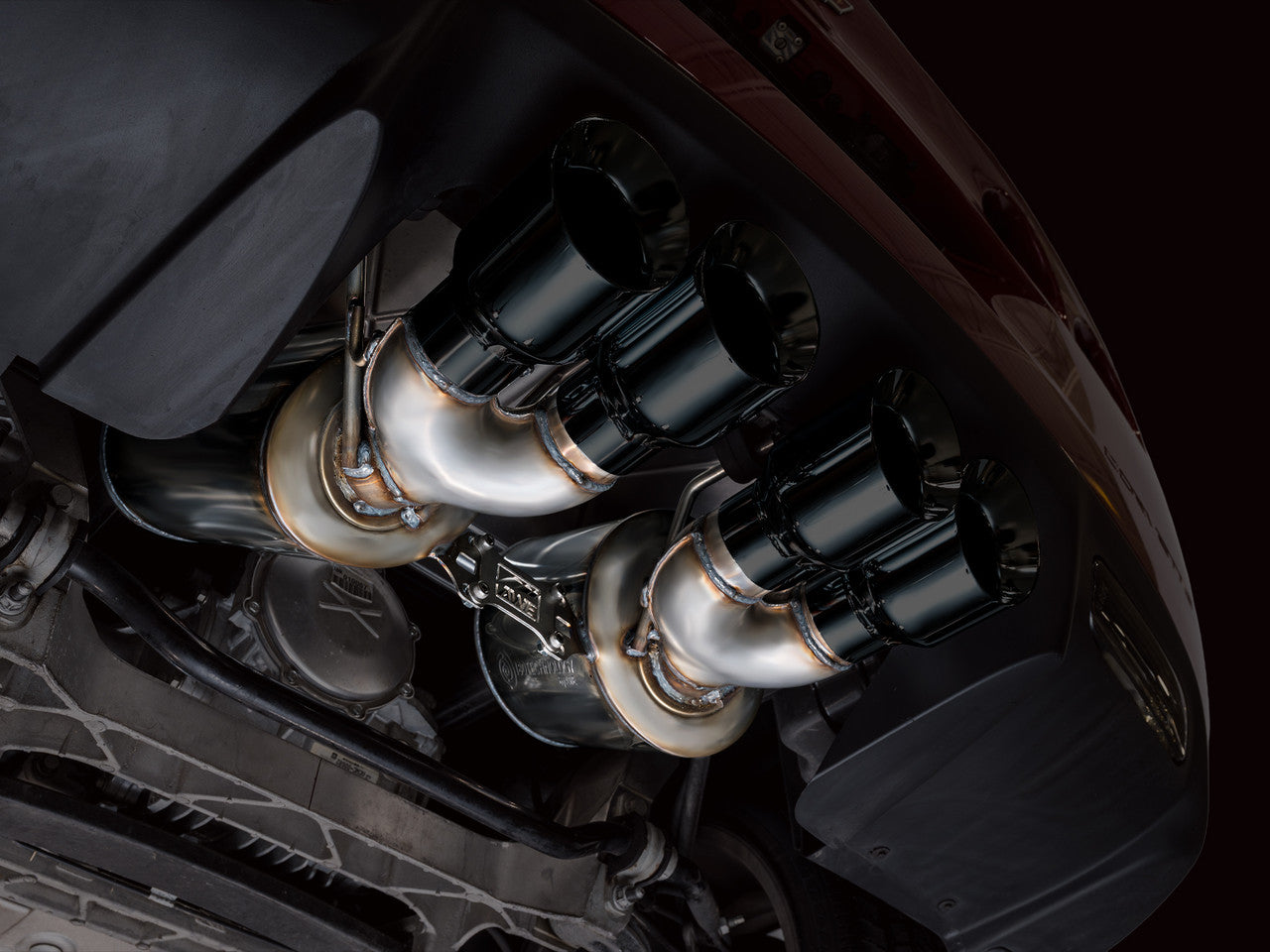 AWE Touring Edition Axleback Exhaust Black Tips (2009 - 2013 C6 Corvette 6.2L) 3015-43662
